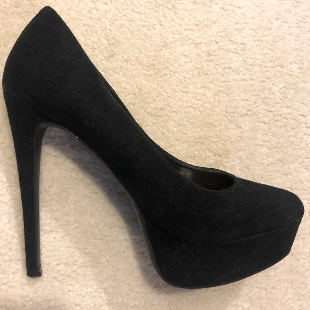 Black suede heels